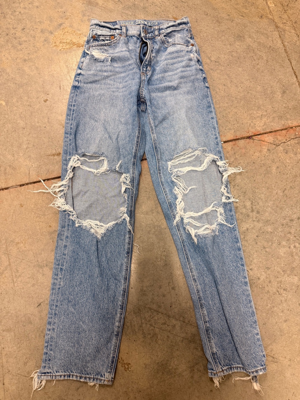 American Eagle Outfitters Light Blue Distressed High-Rise Jeans